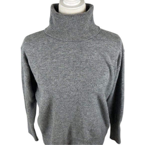 Vici Grey Turtleneck Sweater Size Extra Small - Picture 2 of 8